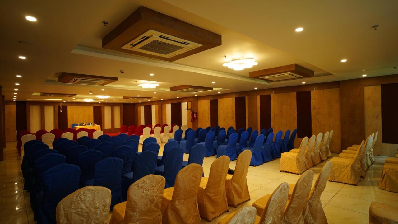 Regenta Central Somnath, Bhalpara Екстериор снимка