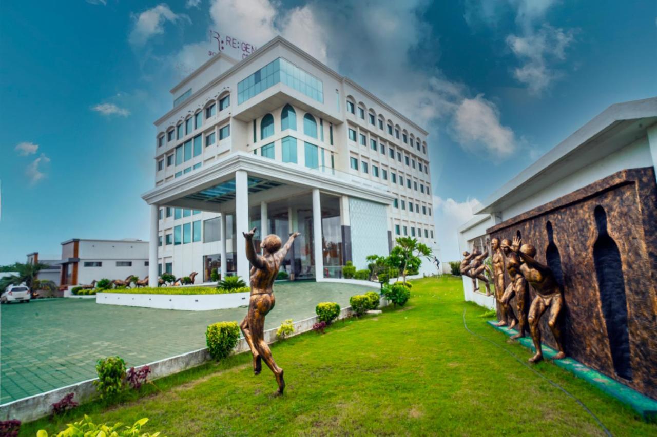Regenta Central Somnath, Bhalpara Екстериор снимка