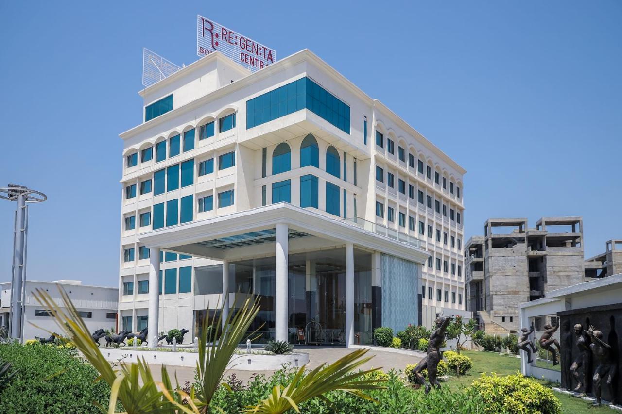 Regenta Central Somnath, Bhalpara Екстериор снимка