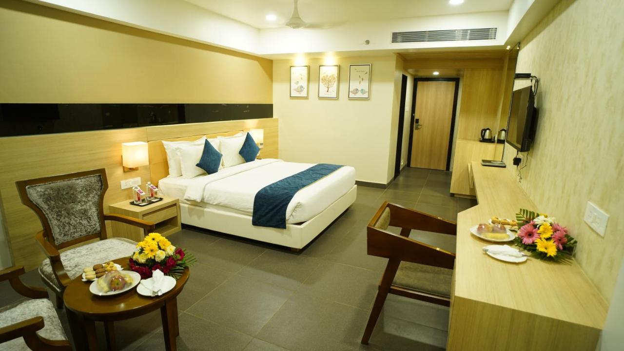 Regenta Central Somnath, Bhalpara Екстериор снимка