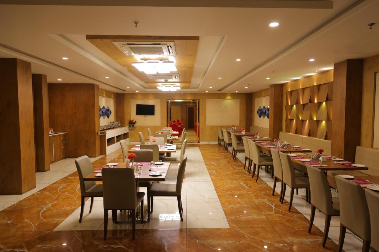 Regenta Central Somnath, Bhalpara Екстериор снимка