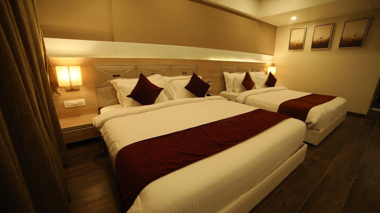 Regenta Central Somnath, Bhalpara Екстериор снимка