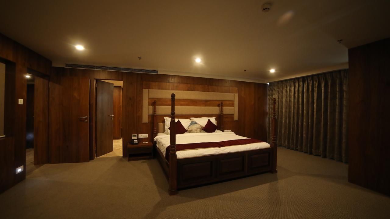 Regenta Central Somnath, Bhalpara Екстериор снимка