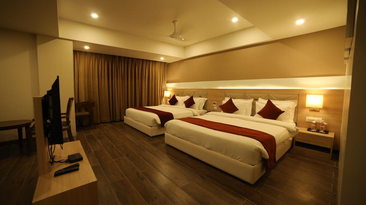 Regenta Central Somnath, Bhalpara Екстериор снимка